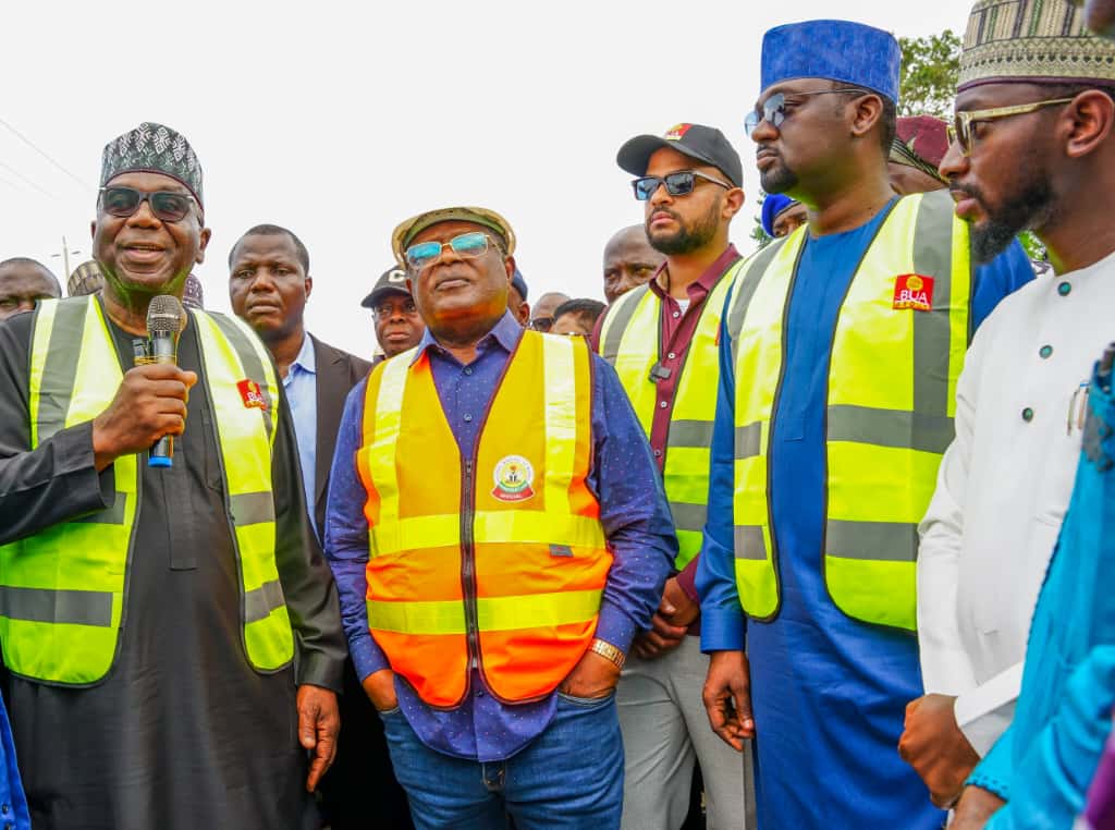 AbdulRazaq Joins Minister Umahi to Inspect Eiyenkorin-Offa Road as FG Okays Flyover for Oko Olowo