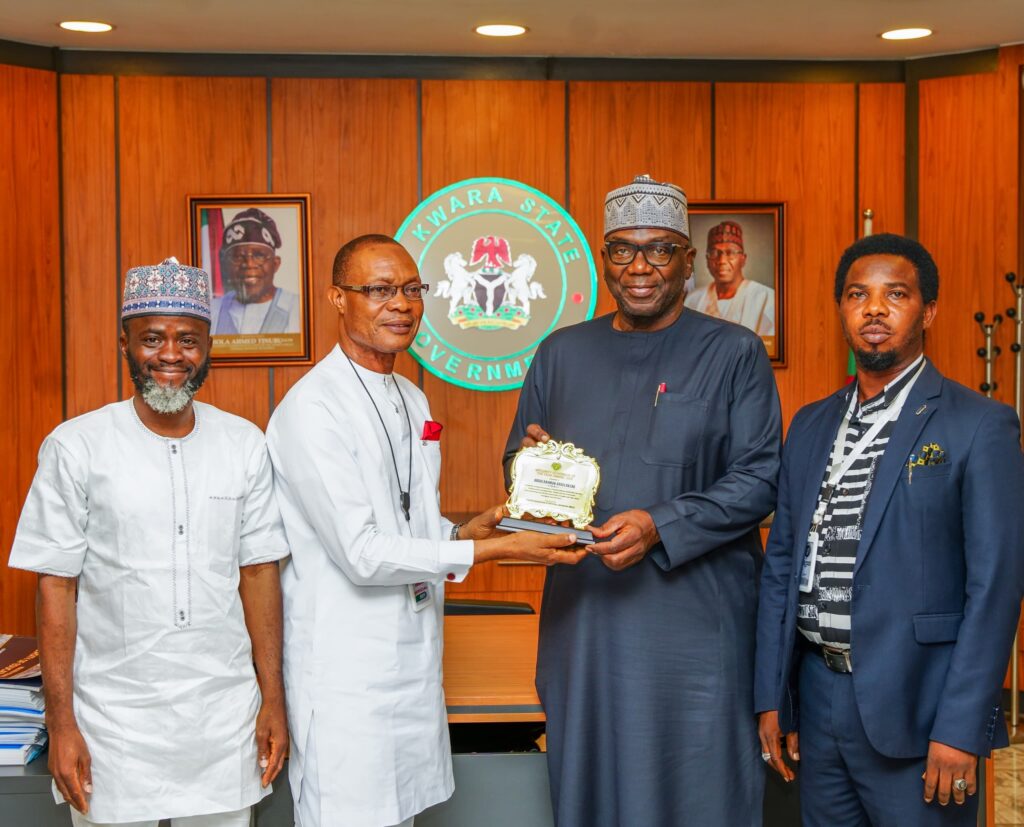 AbdulRazaq Dedicates Award to Kwarans, Thanks President Tinubu