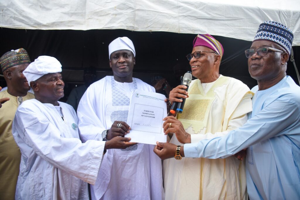 Kwara APC Guber Candidate Yakubu Danladi Receives INEC Nomination Form, Says APC is One Family
